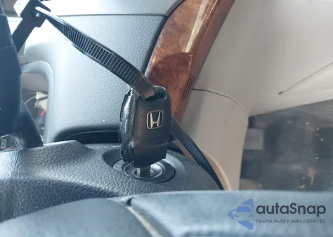 2011 Honda Accord 2.4 Ex z USA, uszkodzony, nr VIN 1HGCP2F74BA110704